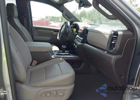 2024 GMC Sierra 1500 4Wd Short Box Slt z USA, uszkodzony, nr VIN 3GTUUDED7RG136711